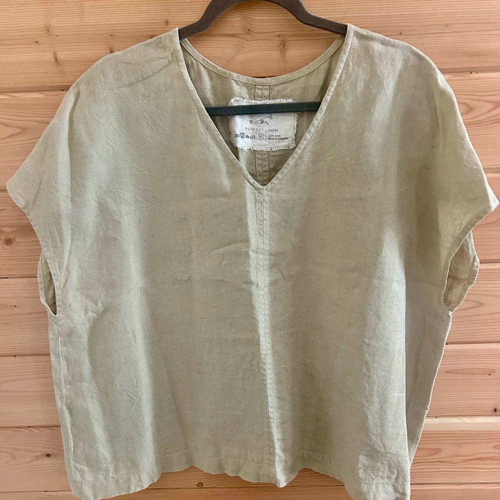 Not Perfect Linen Malta top in desert sage, size XL